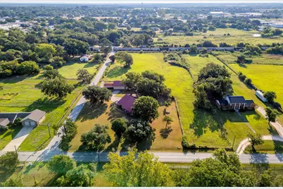 401 Eddy Avenue, Joshua, TX 76058 - Photo 31