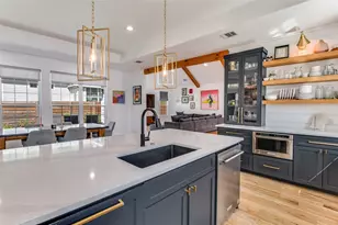 1723 N Edgefield Ave, Dallas, TX 75208 - Photo 11