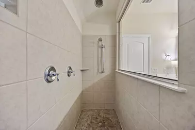 912 Basket Willow Terrace, Fort Worth, TX 76052 - Photo 17