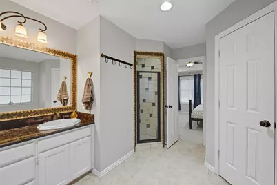 1601 Warwickshire Court W, Bedford, TX 76021 - Photo 23