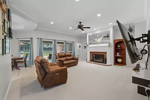 1601 Warwickshire Ct W, Bedford, TX 76021 - Photo 11