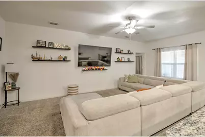 115 Magnolia Drive, Sanger, TX 76266 - Photo 9