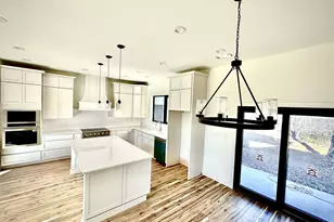 9116 Cherokee Trail, Flower Mound, TX 75022 - Photo 5