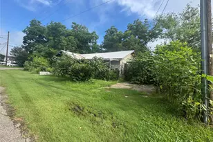 305 E Neagle Ave, Paris, TX 75460 - Photo 7