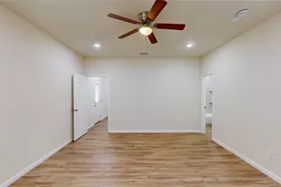 18636 Doubletree Dr, Justin, TX 76247 - Photo 9