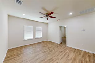 18636 Doubletree Dr, Justin, TX 76247 - Photo 13