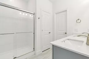 11404 Treehouse Trl, Justin, TX 76247 - Photo 7