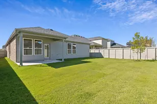 11404 Treehouse Trl, Justin, TX 76247 - Photo 15