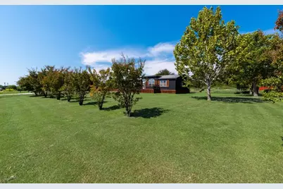 5715 Shady Hill Circle, Princeton, TX 75407 - Photo 11