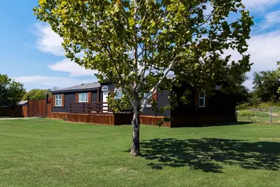 5715 Shady Hill Circle, Princeton, TX 75407 - Photo 9