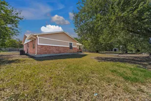 301 Buie Dr, Everman, TX 76140 - Photo 5