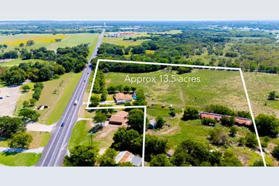 3291 N Grand Avenue, Gainesville, TX 76240 - Photo 3