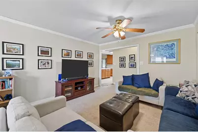 1703 Park Hill Drive, Arlington, TX 76012 - Photo 9