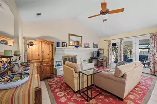 1703 Park Hill Dr, Arlington, TX 76012 - Photo 5