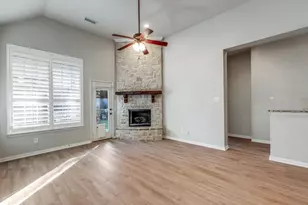 6401 Canyon Crest Dr, McKinney, TX 75071 - Photo 9