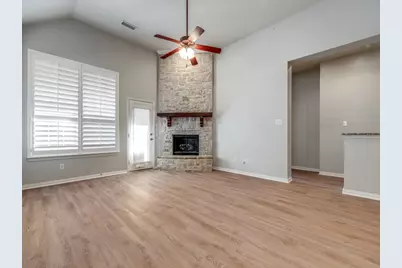 6401 Canyon Crest Drive, McKinney, TX 75071 - Photo 7