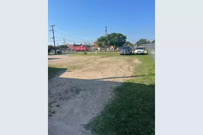 103 W Broad, Forney, TX 75126 - Photo 15