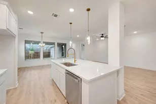 1020 Violet Dr, Crowley, TX 76036 - Photo 19