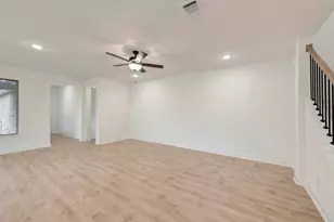 1020 Violet Dr, Crowley, TX 76036 - Photo 23