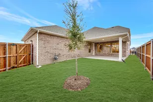 1020 Violet Dr, Crowley, TX 76036 - Photo 3