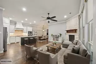 808 Harmony Ln, McKinney, TX 75069 - Photo 9