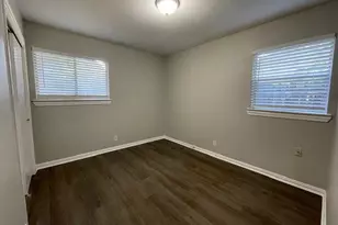 1329 Harrison Ln, Hurst, TX 76053 - Photo 13