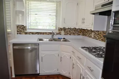 3879 Clover Lane, Dallas, TX 75220 - Photo 3