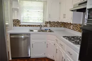 3879 Clover Ln, Dallas, TX 75220 - Photo 3