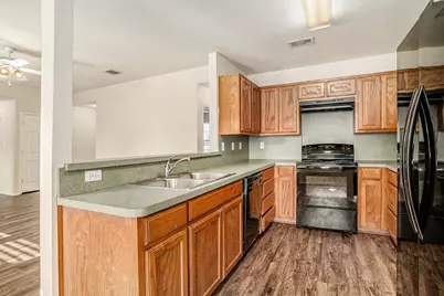 609 Whitefish Drive, Cleburne, TX 76033 - Photo 9