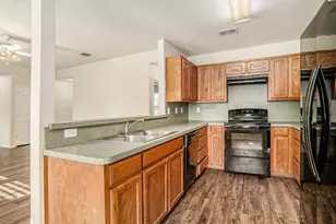 609 Whitefish Dr, Cleburne, TX 76033 - Photo 9