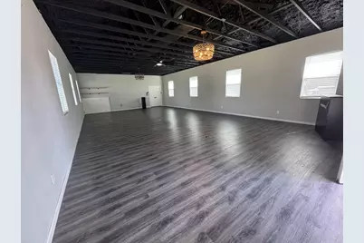 905 N Oak Street, Roanoke, TX 76262 - Photo 5