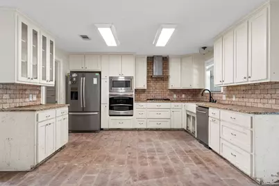 849 Deer Ridge Drive, Woodway, TX 76712 - Photo 7