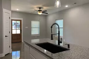 727 E Gandy St, Denison, TX 75021 - Photo 13