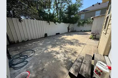 407 S Garrett Avenue, Dallas, TX 75223 - Photo 13