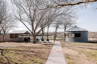 937 Silver River Rd, Gholson, TX 76705 - Photo 5