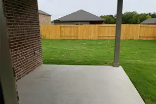 1514 Hill Top Ct, Princeton, TX 75407 - Photo 15