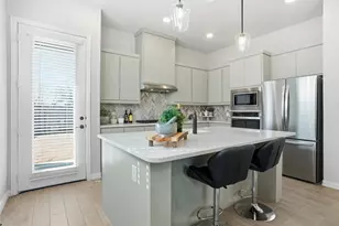 409 Monarch Wy, Justin, TX 76247 - Photo 9