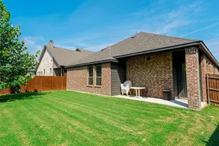 409 Monarch Wy, Justin, TX 76247 - Photo 17