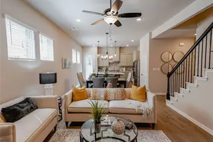 409 Monarch Wy, Justin, TX 76247 - Photo 3