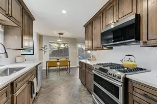 1529 Windchime Dr, Dallas, TX 75224 - Photo 15