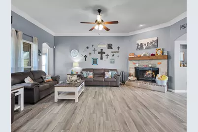 128 County Road 4430, Rhome, TX 76078 - Photo 9