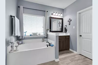 128 County Road 4430, Rhome, TX 76078 - Photo 19