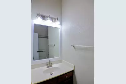 7300 Cresswell Drive, Arlington, TX 76001 - Photo 11