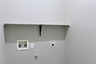 7300 Cresswell Dr, Arlington, TX 76001 - Photo 17