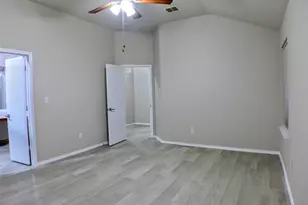 7300 Cresswell Dr, Arlington, TX 76001 - Photo 13