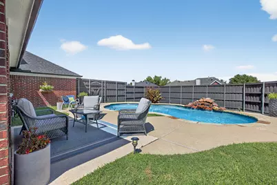 709 Summit Ridge, Lewisville, TX 75077 - Photo 35