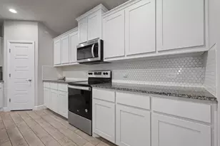 516 Highland Pk Trl, Alvarado, TX 76009 - Photo 9