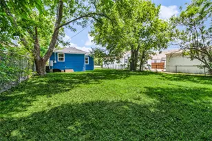 518 S Throckmorton St, Sherman, TX 75090 - Photo 3