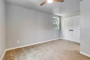 518 S Throckmorton St, Sherman, TX 75090 - Photo 9