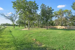 1929 Gurley Ln, Waco, TX 76706 - Photo 25